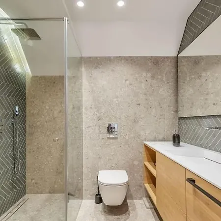 Superb New Family House *