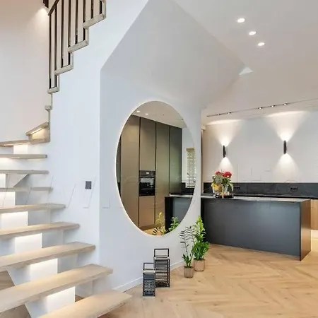 Apartment Superb New Family House