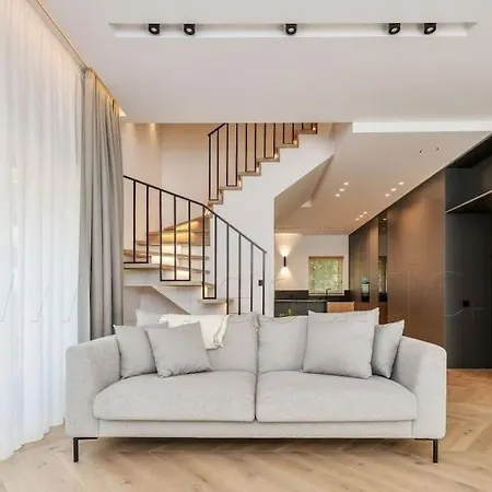 Superb New Family House Butas